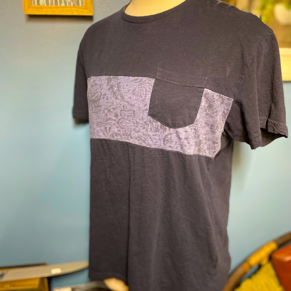 NWOT Steel & Jelly London Mens Pocket Tee